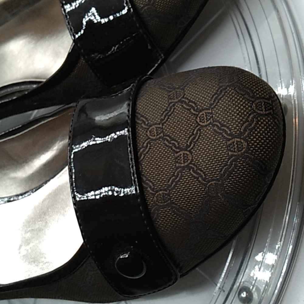 Etienne Aigner 11 chunky heels dress shoes